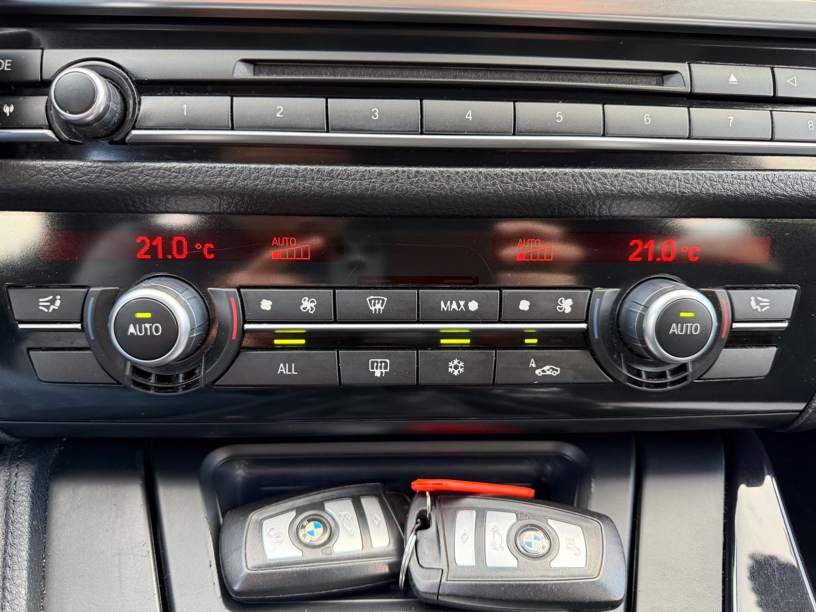 BMW 520D,NAVIGACIJA,PDC,TEMPOMAT,ALU FELGE,REGISTRIRAN DO 09./2026.!, fotografija 14