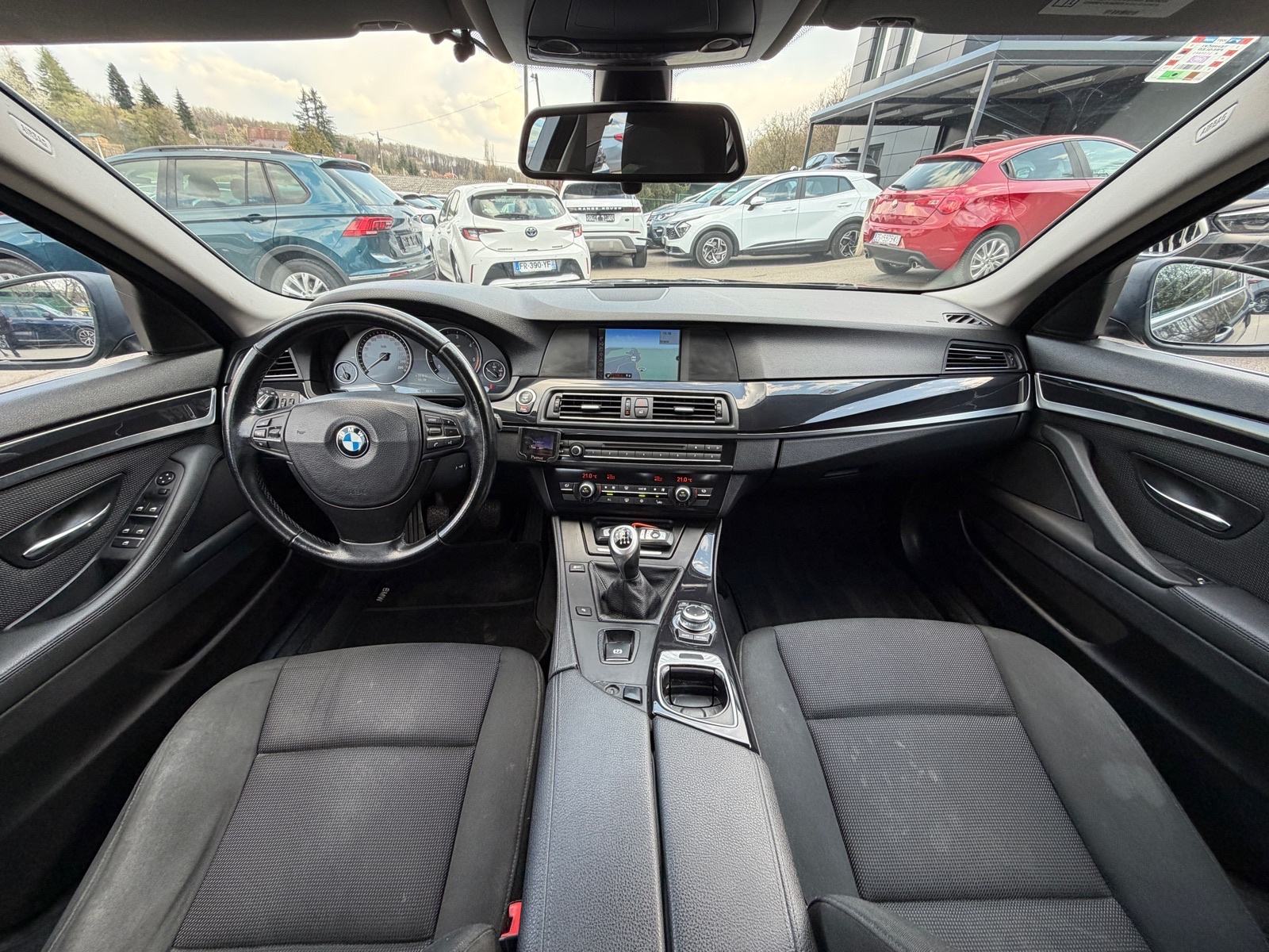 BMW 520D,NAVIGACIJA,PDC,TEMPOMAT,ALU FELGE,REGISTRIRAN DO 09./2026.!, fotografija 8