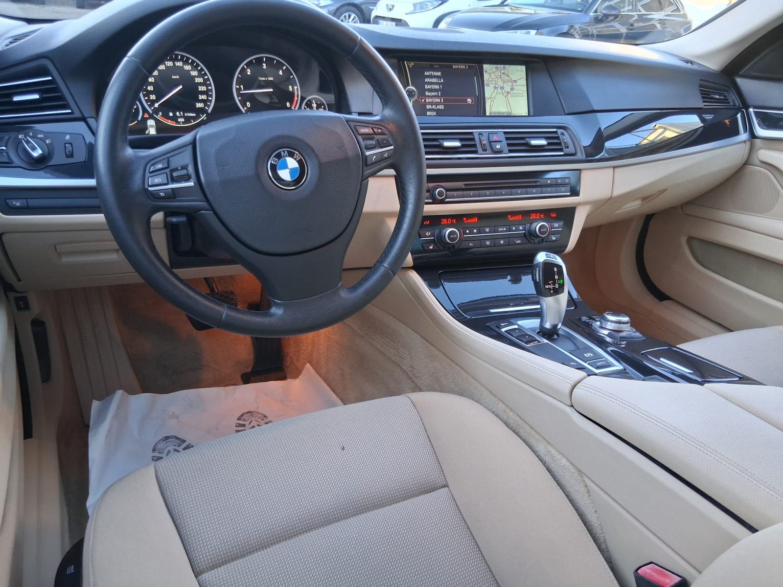BMW 520d - PROFI NAVI- SERVISNA KNJIGA - ORIGINALNO STANJE - GARANCIJA, fotografija 18