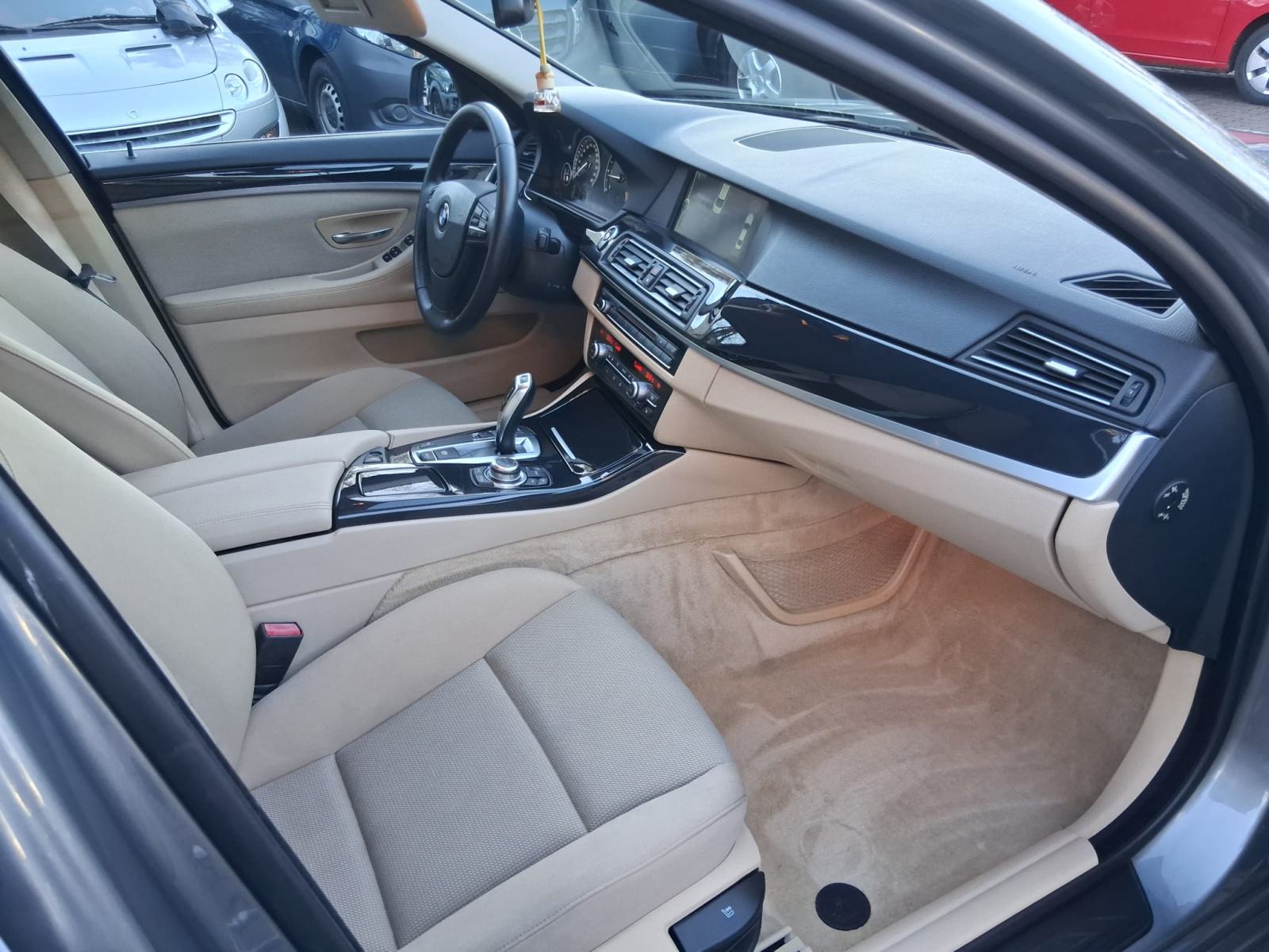 BMW 520d - PROFI NAVI- SERVISNA KNJIGA - ORIGINALNO STANJE - GARANCIJA, fotografija 13