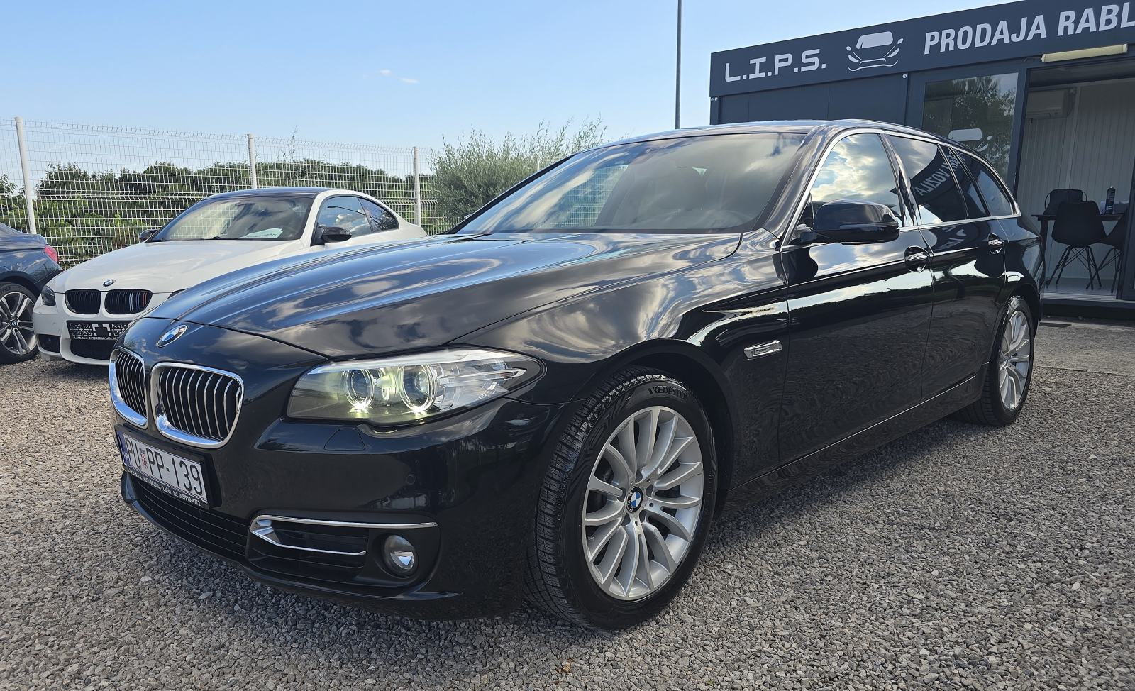 BMW 520d SW automatik LUXURY od 1. Vlasnika, servisna, KAO NOV !!!, pogled izvana - slika 1