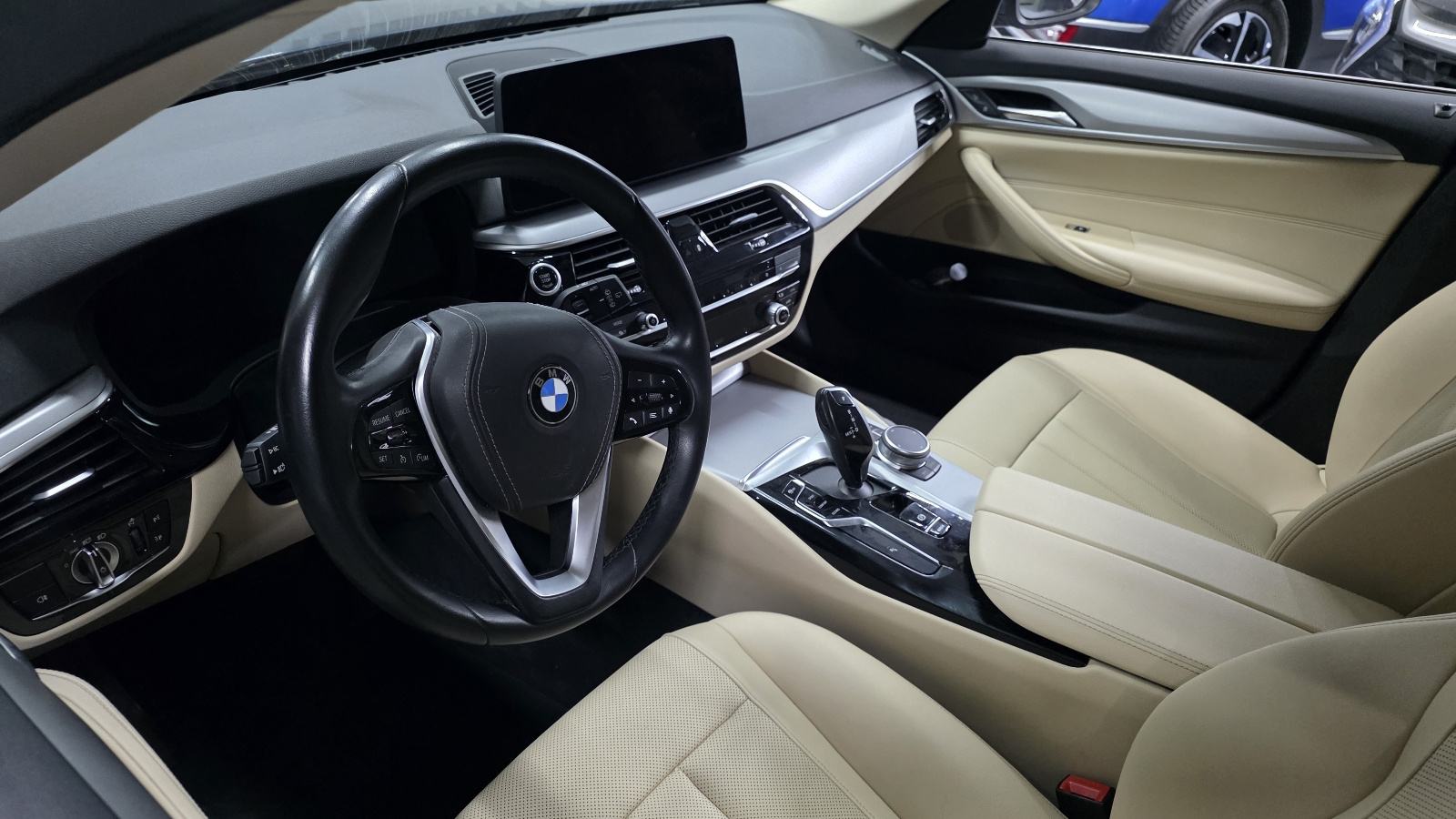 BMW 520d Touring 2024.god./Aut./AKCIJA!/LOUNGE/Nappa/PDV/Jamstvo, fotografija 14
