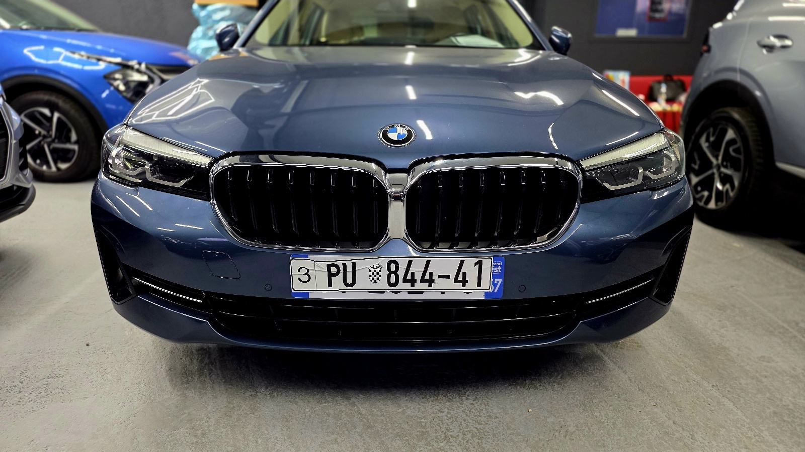 BMW 520d Touring 2024.god./Aut./AKCIJA!/LOUNGE/Nappa/PDV/Jamstvo, fotografija 11