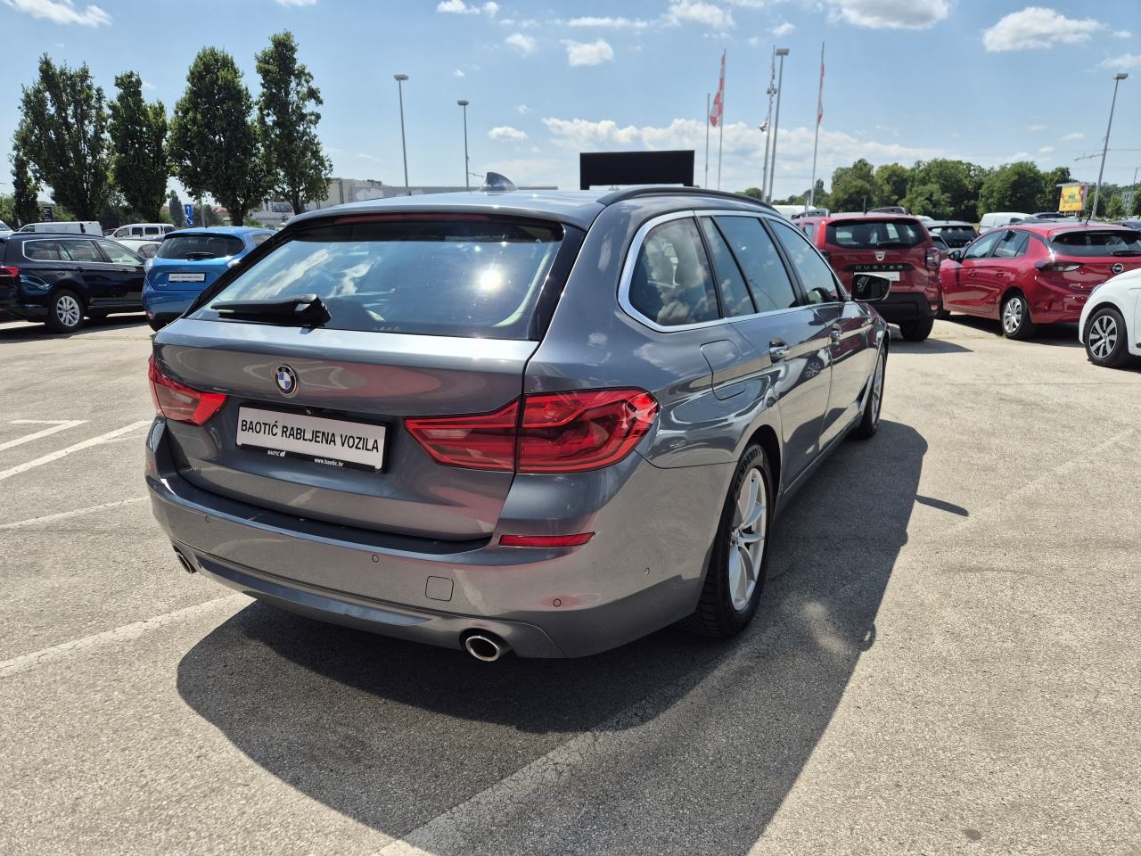 BMW 520d Touring AUTOMATIK *140 KW* ALU NAVI KAMERA, fotografija 6