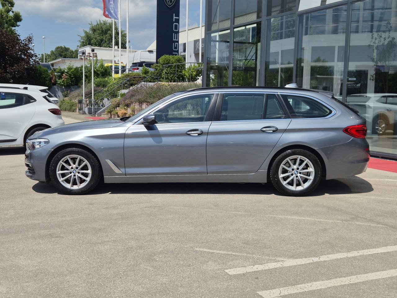 BMW 520d Touring AUTOMATIK *140 KW* ALU NAVI KAMERA, fotografija 9