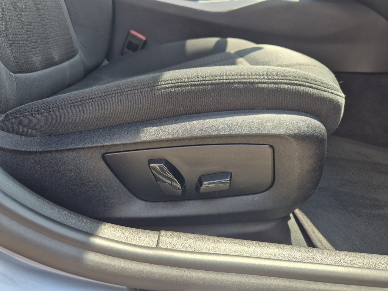 BMW 520d Touring AUTOMATIK *140 KW* ALU NAVI KAMERA, fotografija 17