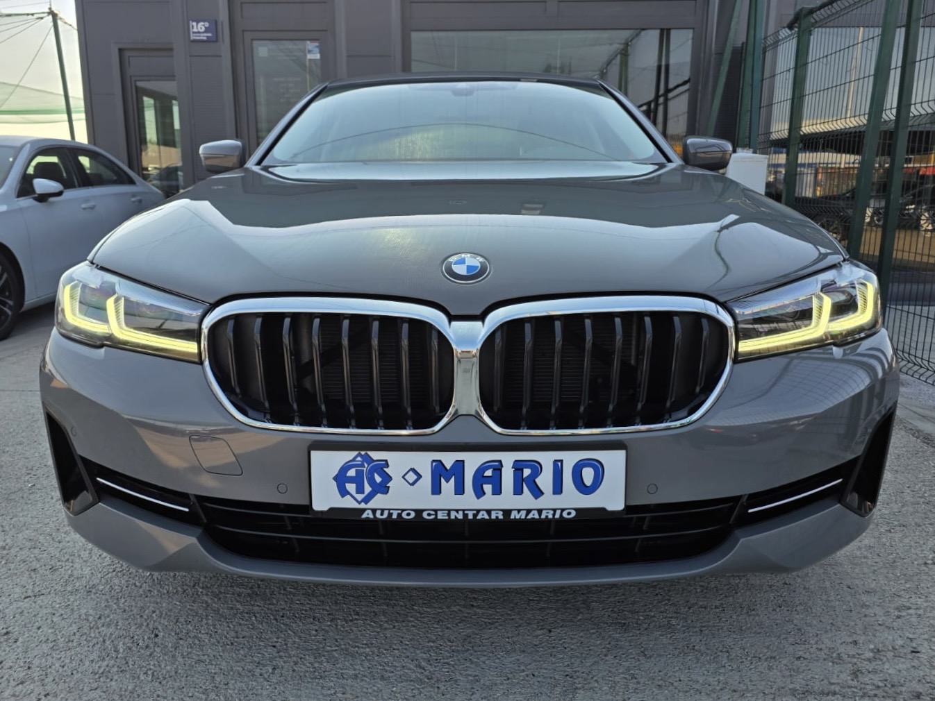 BMW 520d xDrive AUTOMATIK °VIRTUAL°KOŽA°KAMERA°GRIJANJE SJ°LEASING°, fotografija 3