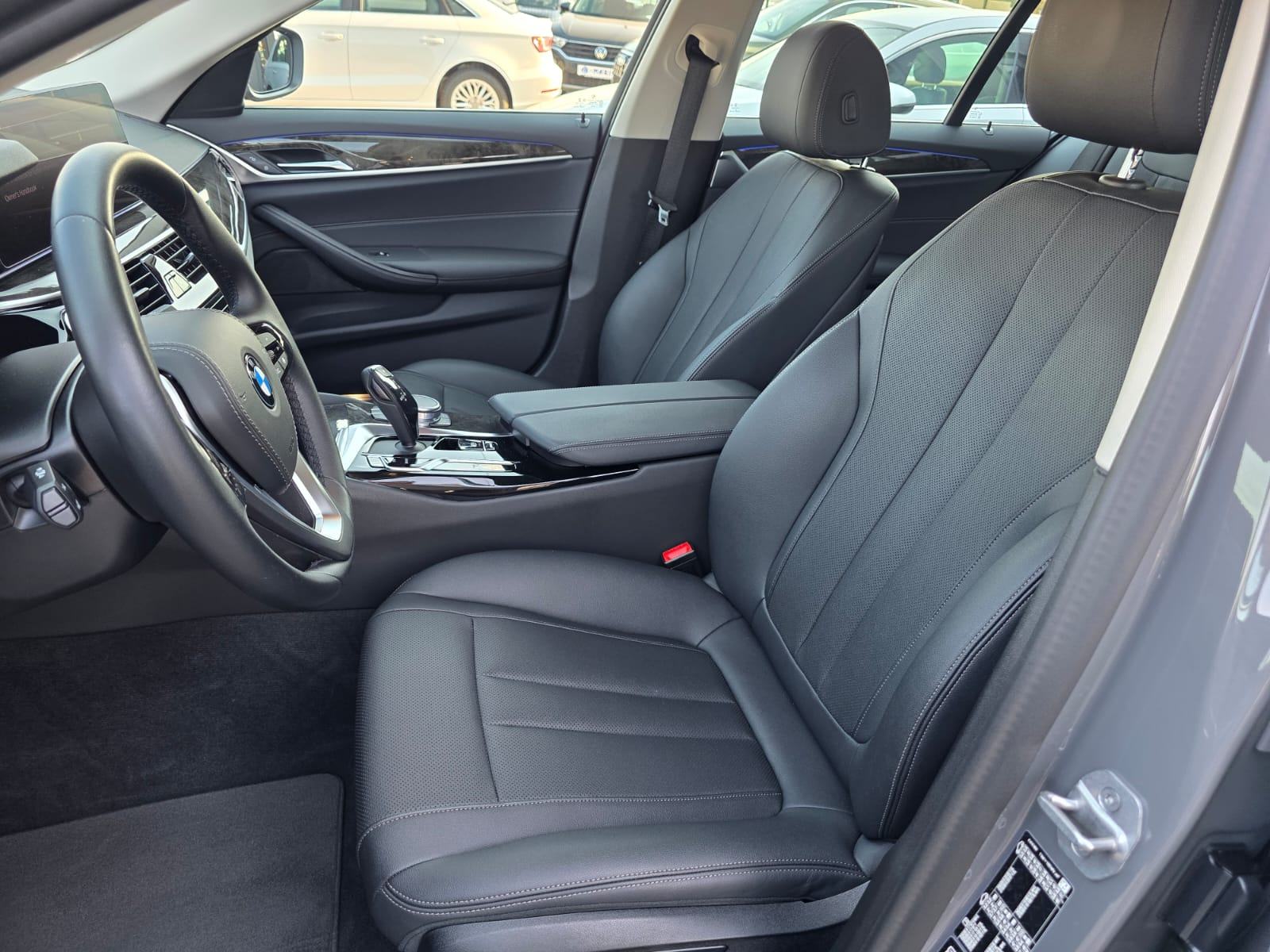 BMW 520d xDrive AUTOMATIK °VIRTUAL°KOŽA°KAMERA°GRIJANJE SJ°LEASING°, fotografija 10