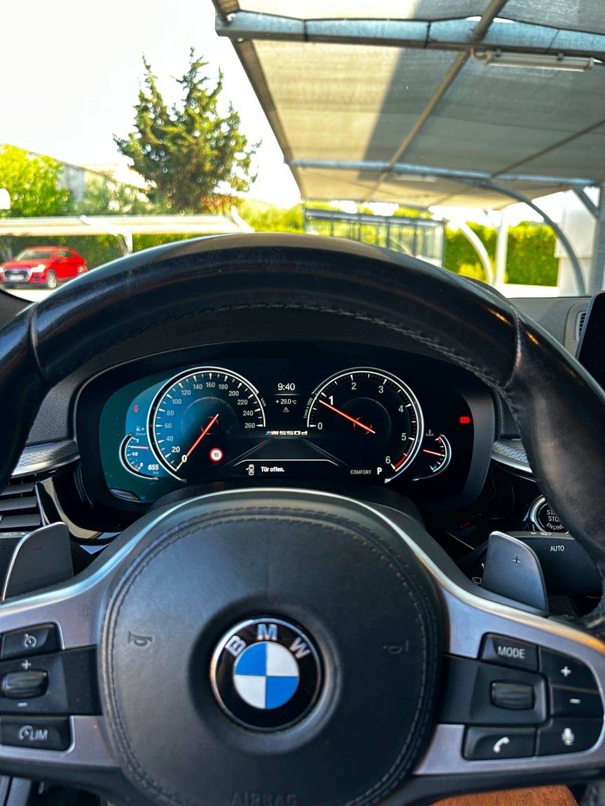 BMW 520d xdrive M-paket, fotografija 13
