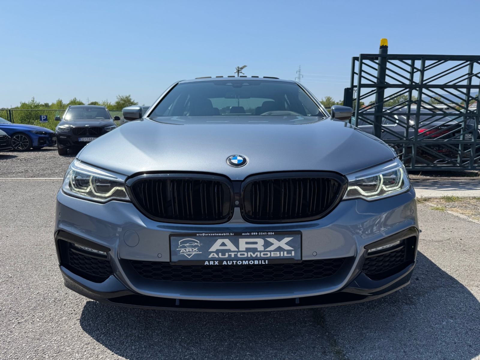 BMW 520d xDrive M-PAKET °VIRTUAL°ŠIBER°KAMERA-360°HEAD-UP°LEASING°, fotografija 2