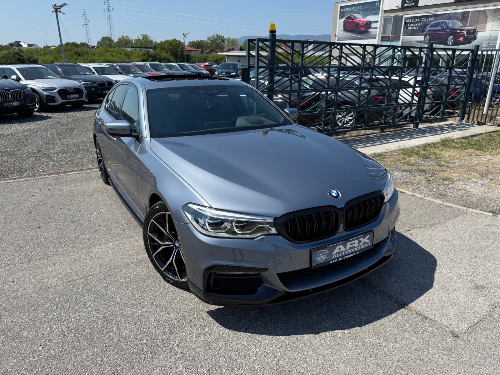 BMW 520d xDrive M-PAKET °VIRTUAL°ŠIBER°KAMERA-360°HEAD-UP°LEASING°, fotografija 9
