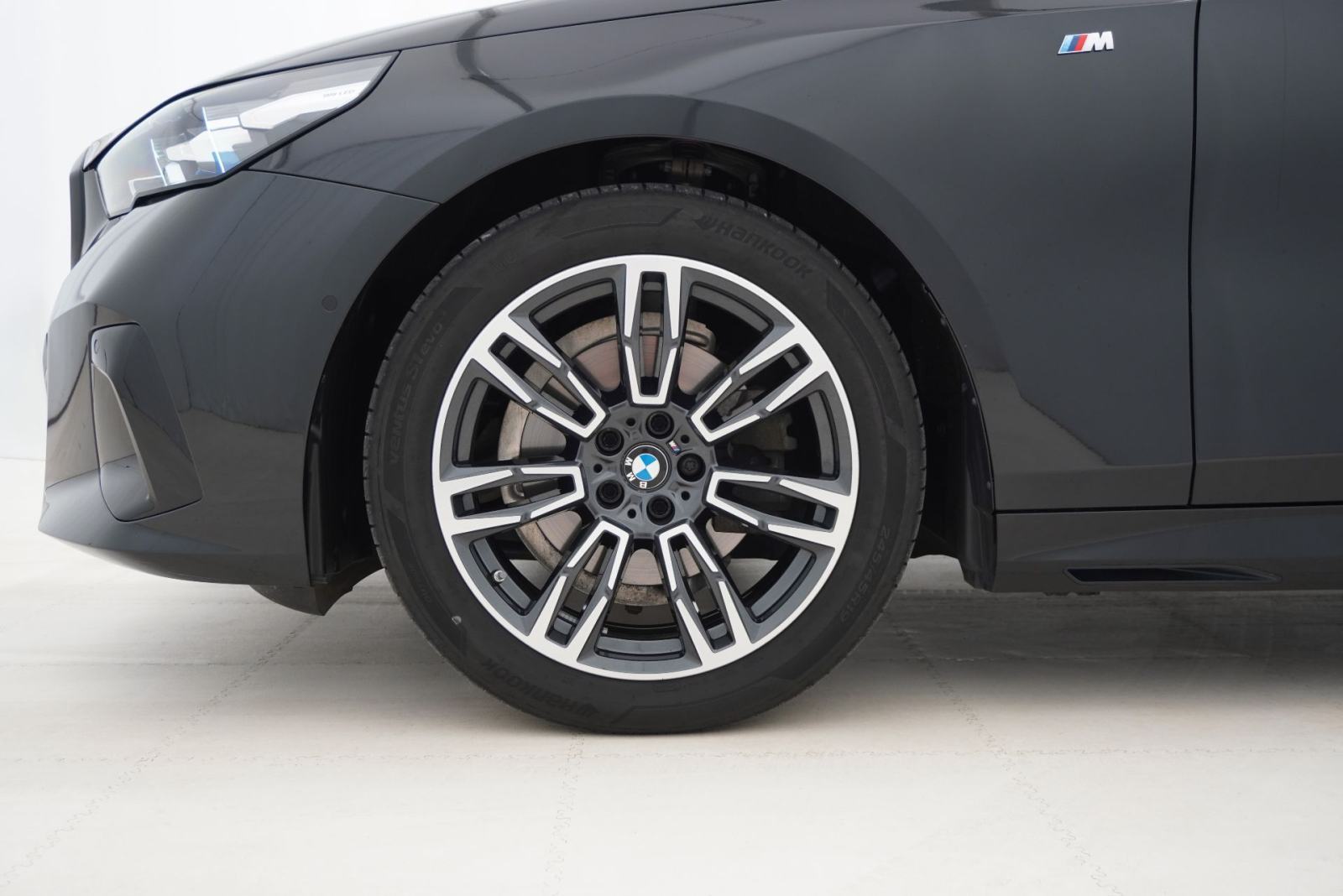 BMW 520d xDrive M Sport | Cjena uključuje troškove uvoza, fotografija 7