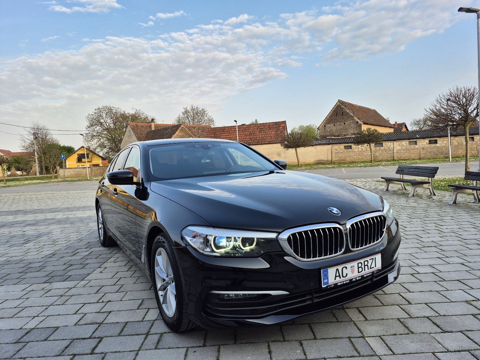 BMW 520i 135kw automatik,navigacija,kamera,el.sjedala,grijanje volana, fotografija 14