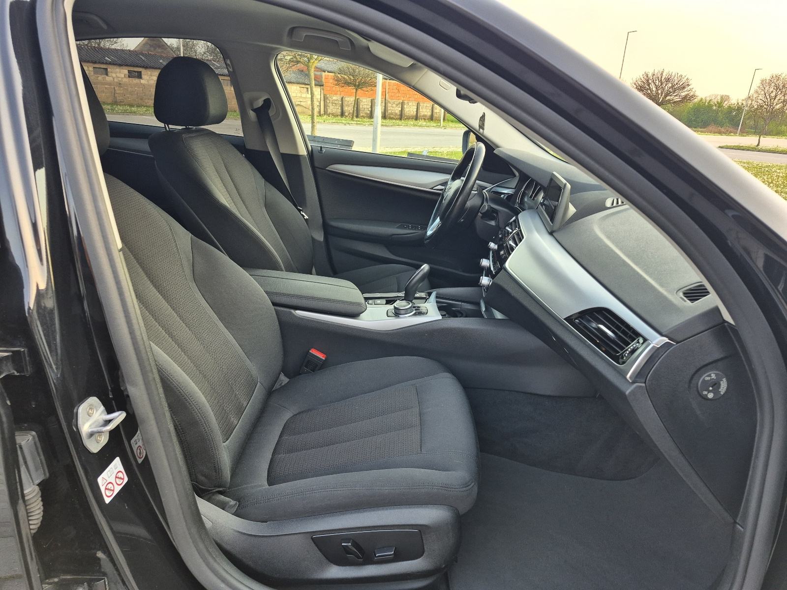 BMW 520i 135kw automatik,navigacija,kamera,el.sjedala,grijanje volana, fotografija 20