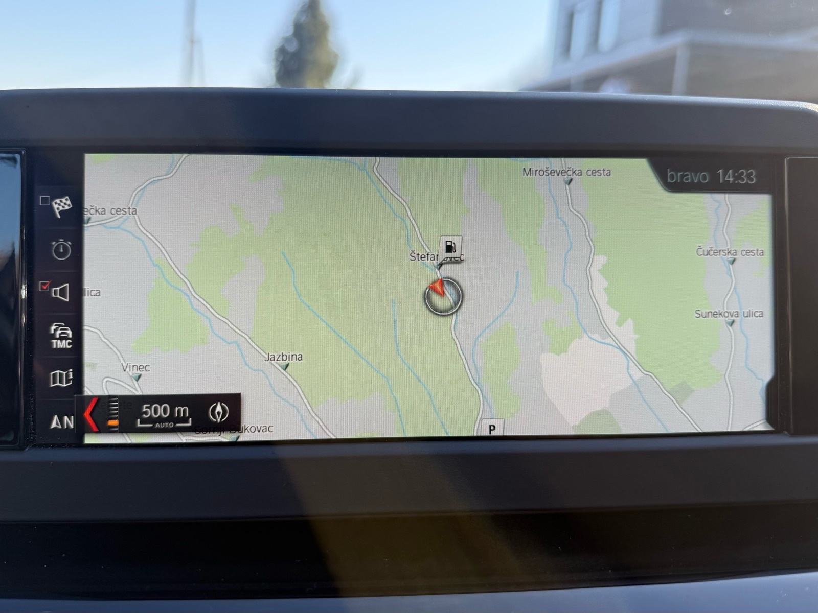 BMW 520i AUTOMATIK,LED,KOŽA,NAVI,ŠIBER,KEYLESS,REGISTRIRAN DO 10/2026!, fotografija 15