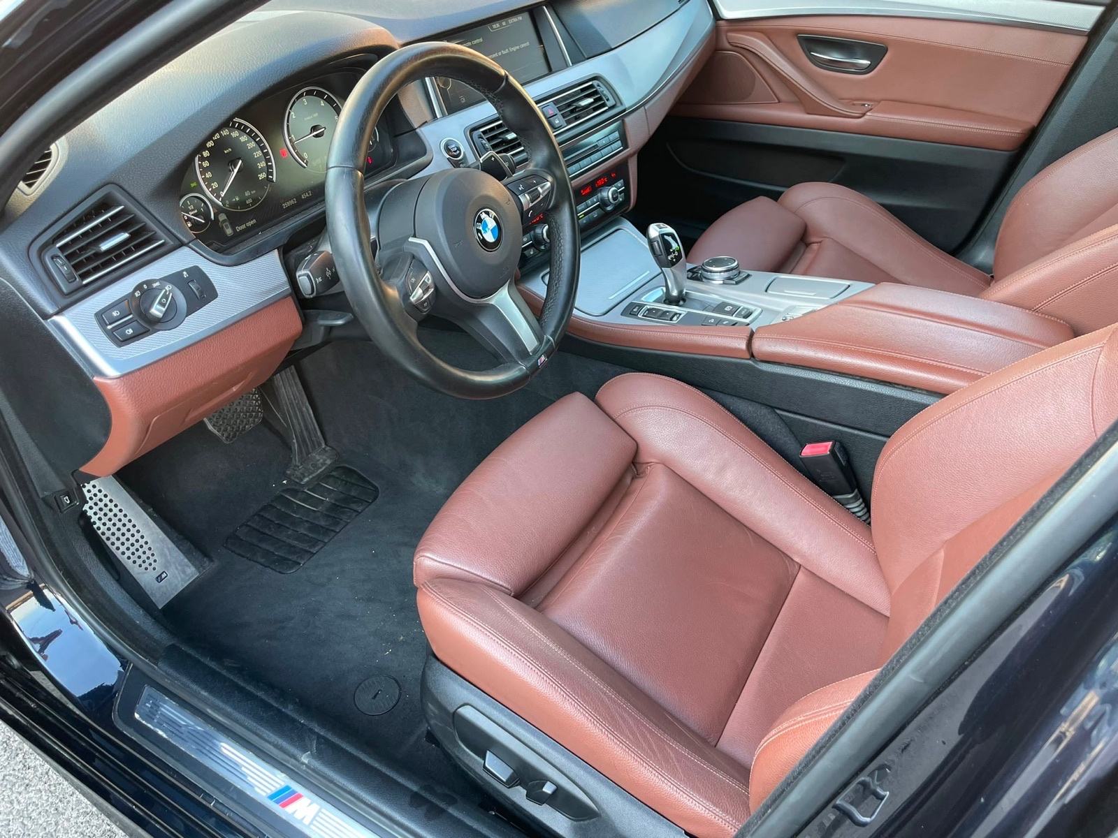 BMW 520XD,M-PAKET,AUTOMATIK,2015 LCI,NAVI,SPORT,LED…15.500€, fotografija 4