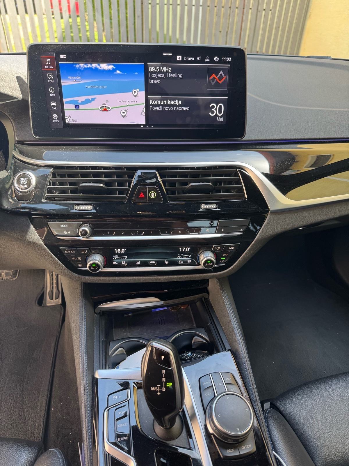 BMW 530 xDrive M paket, fotografija 12