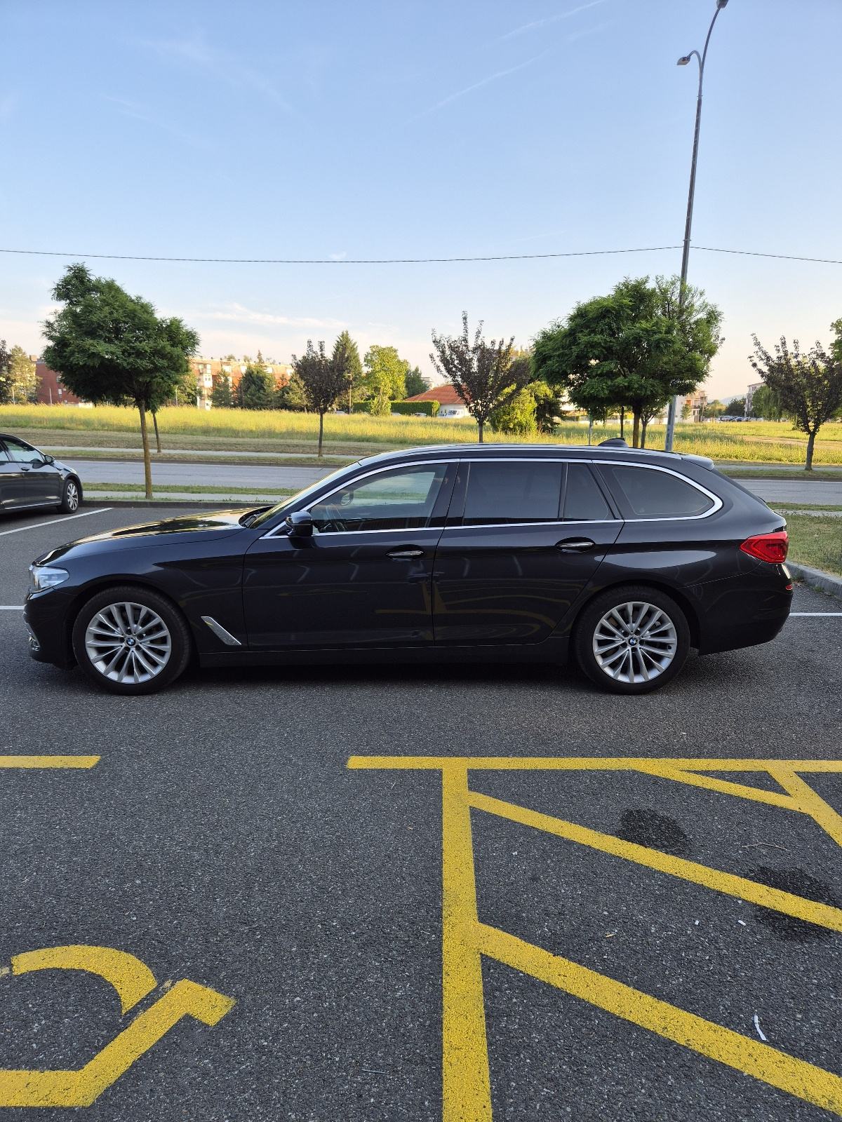 BMW 530d automatik Luxury Line, fotografija 2