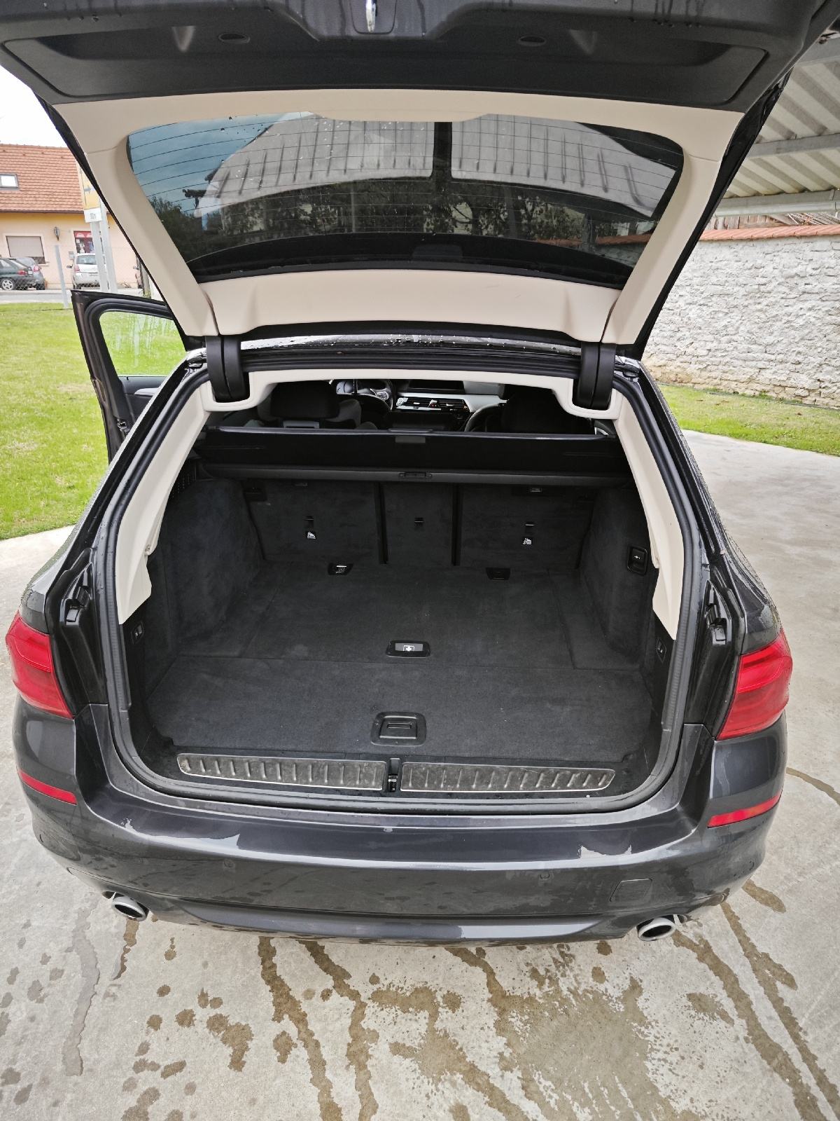 BMW 530d xDrive, automatik,servisiran, fotografija 14