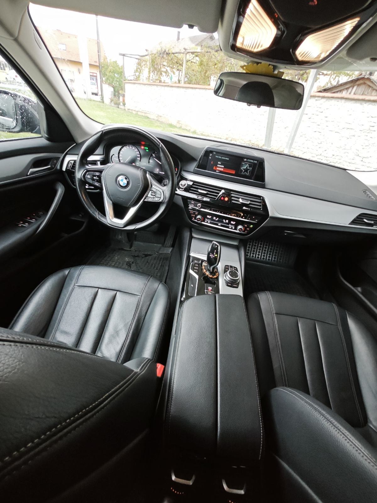 BMW 530d xDrive, automatik,servisiran, fotografija 8
