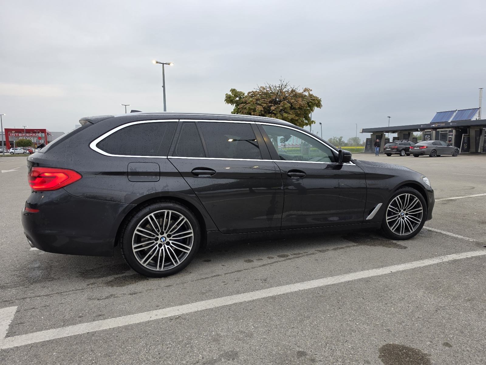 BMW 530d xDrive, automatik,servisiran, fotografija 2