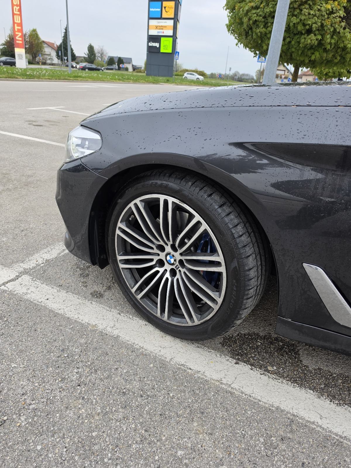 BMW 530d xDrive, automatik,servisiran, fotografija 6