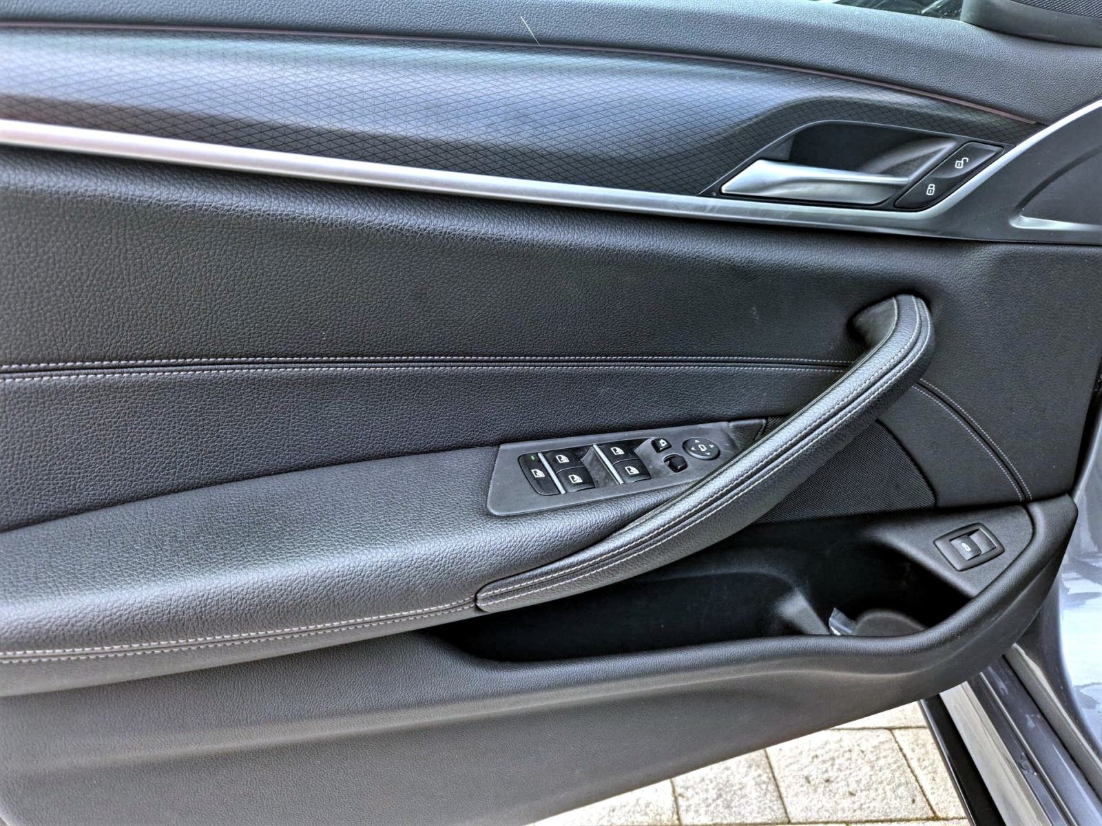 BMW 530d xDrive G31 LCI M Performance SERVIS JAMSTVO LEASING, fotografija 15
