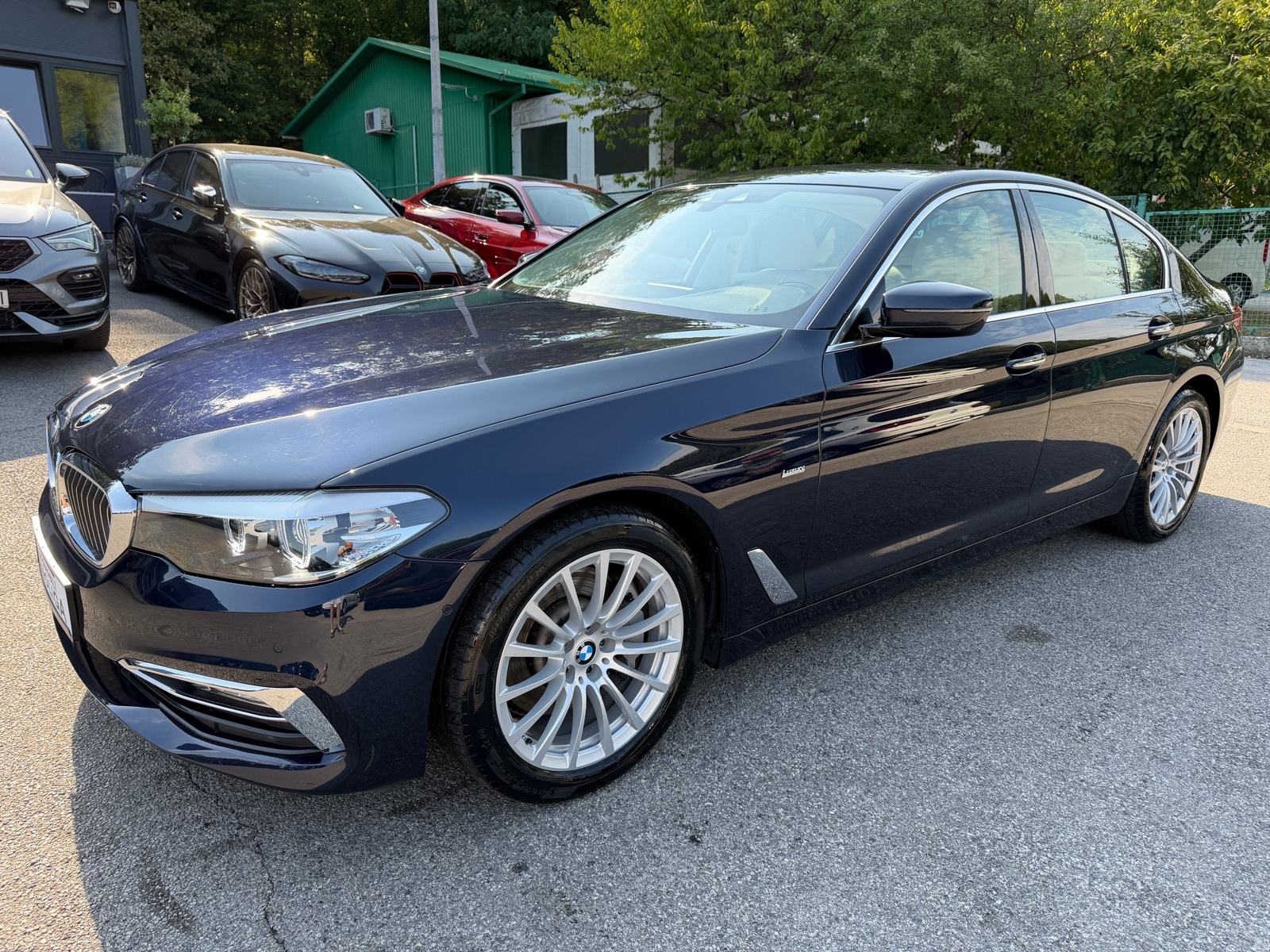 BMW 530d xDrive LUXURY LINE,KOŽA,AMBIENT,KAMERA,KEYLESS,ALU 18,NAVI..., pogled izvana - slika 1