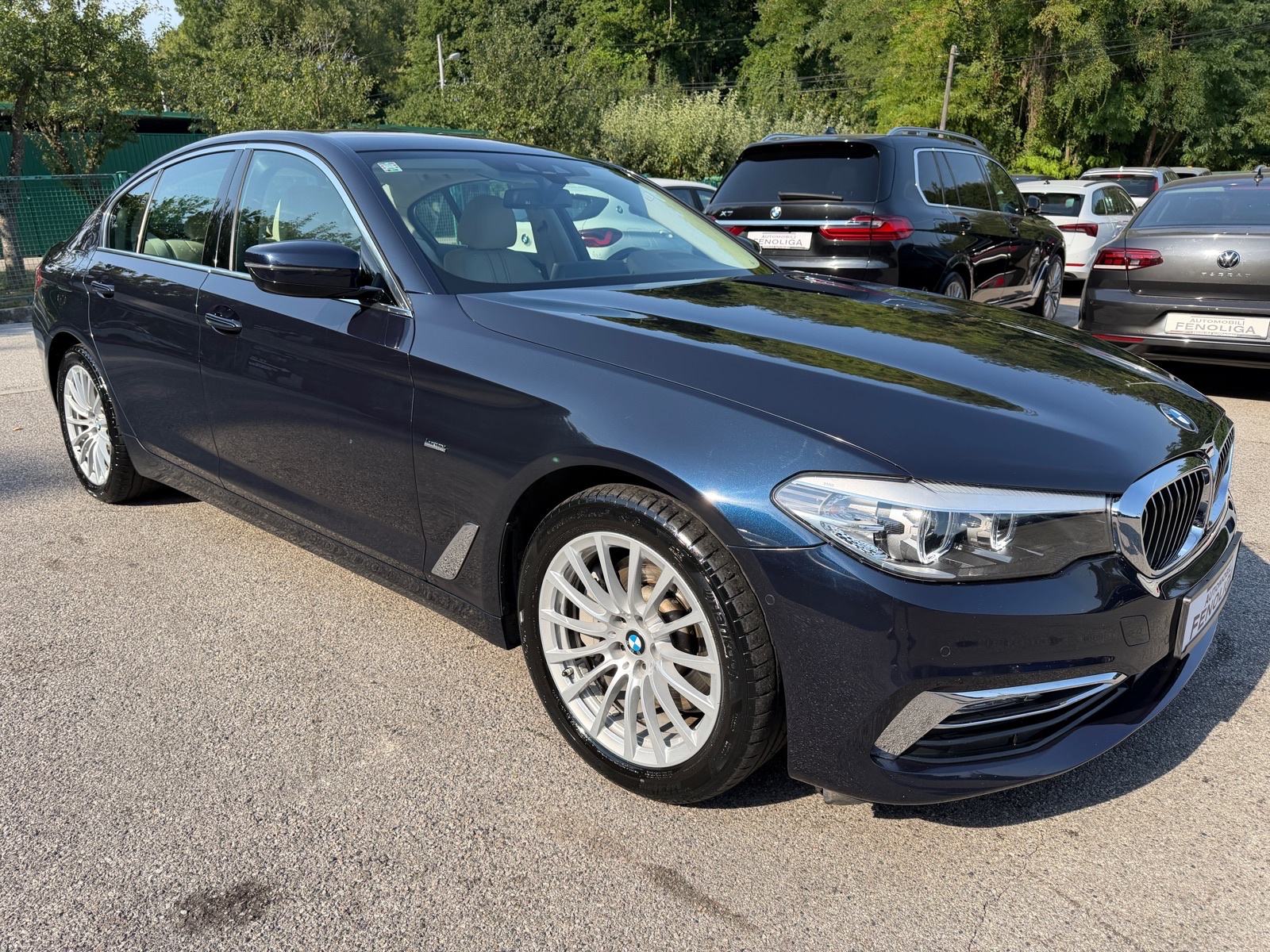BMW 530d xDrive LUXURY LINE,KOŽA,AMBIENT,KAMERA,KEYLESS,ALU 18,NAVI..., pogled izvana - slika 3