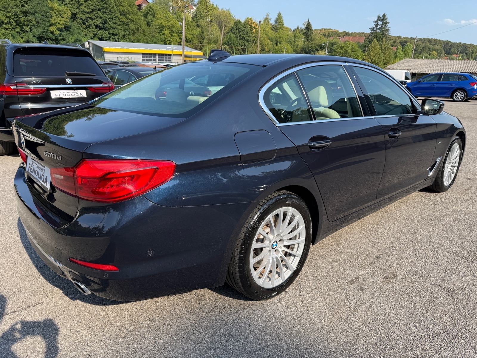 BMW 530d xDrive LUXURY LINE,KOŽA,AMBIENT,KAMERA,KEYLESS,ALU 18,NAVI..., pogled izvana - slika 2
