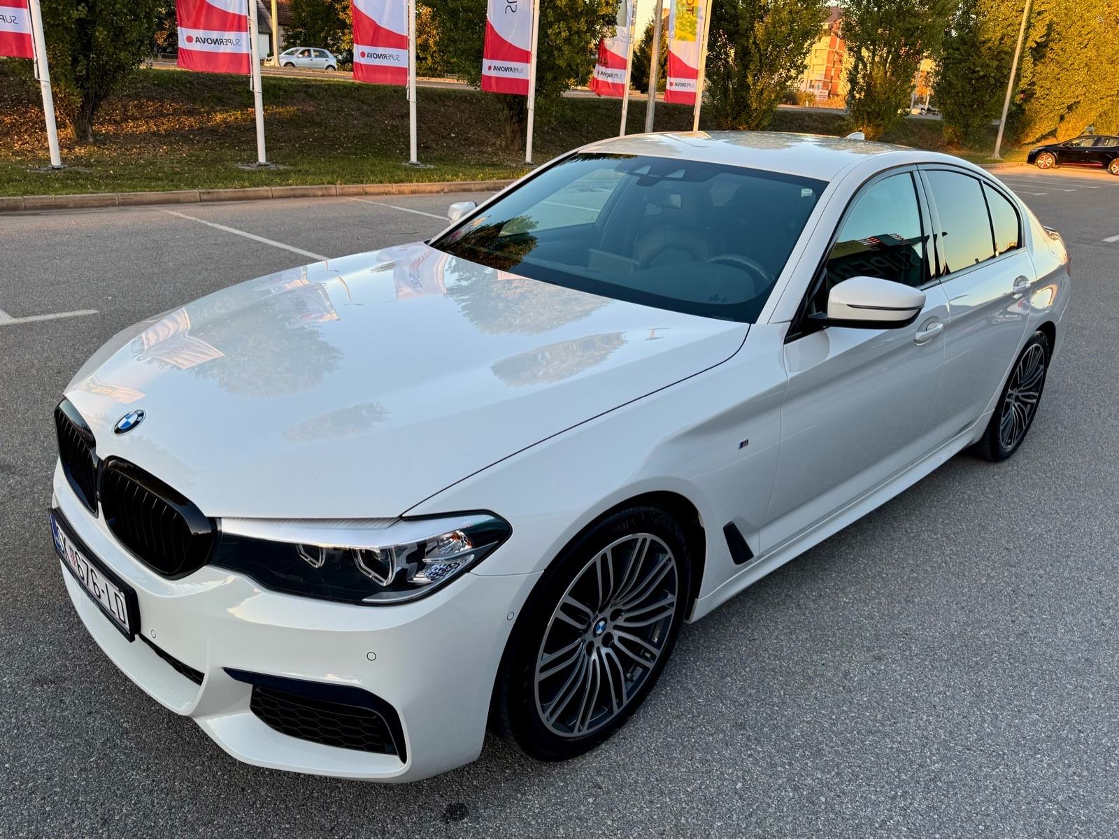 BMW 530d, xdrive, M sport, radar, 360, full virtual, CarPlay,…, pogled izvana - slika 1
