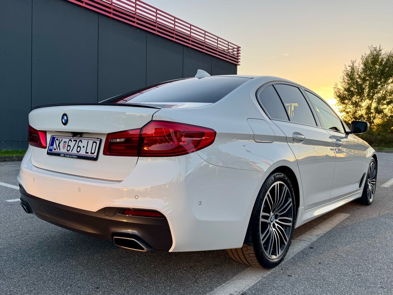 BMW 530d, xdrive, M sport, radar, 360, full virtual, CarPlay,…, pogled izvana - slika 5