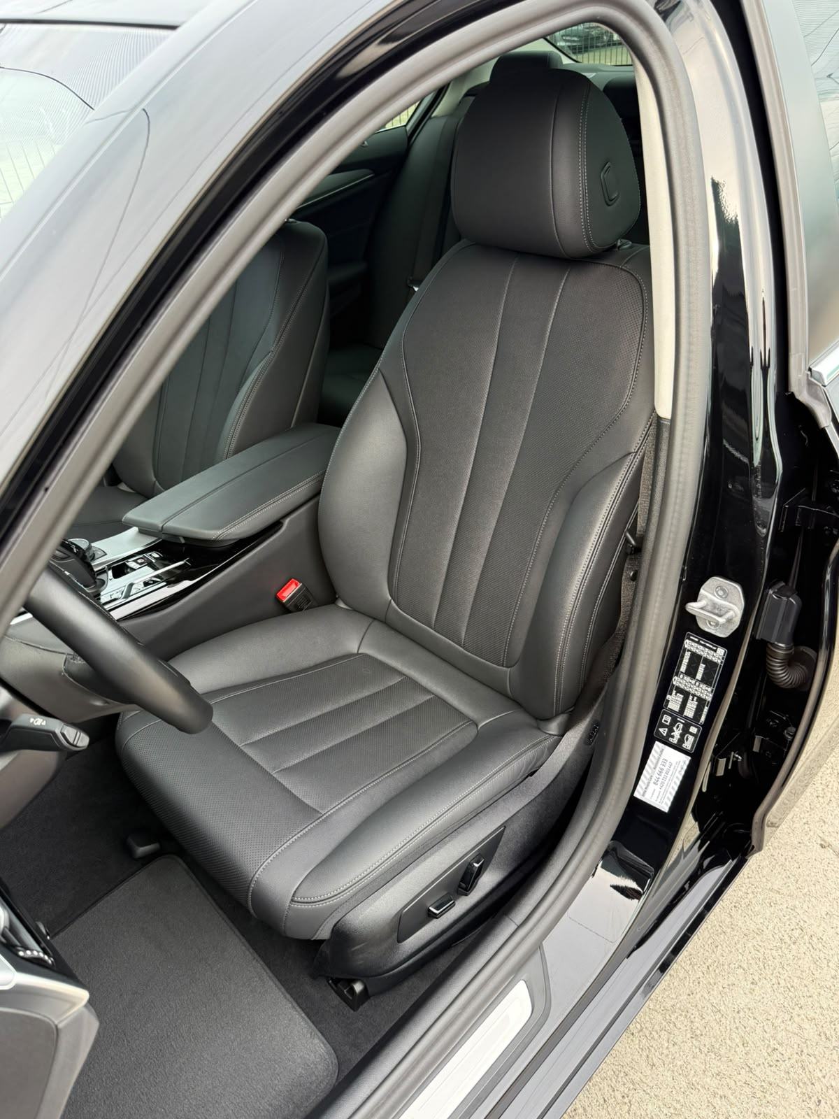 BMW 530d xDrive °VIRTUAL°KOŽA°NAVI°JAMSTVO 12MJ°LEASING BEZ UČEŠĆA°, fotografija 13