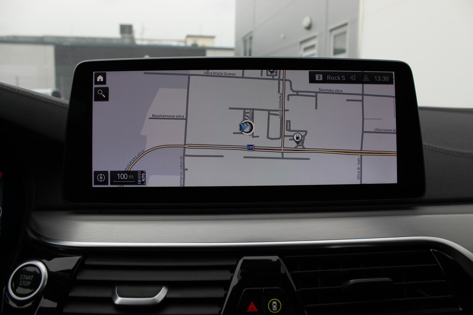 BMW 530e iPerformance Aut., fotografija 14