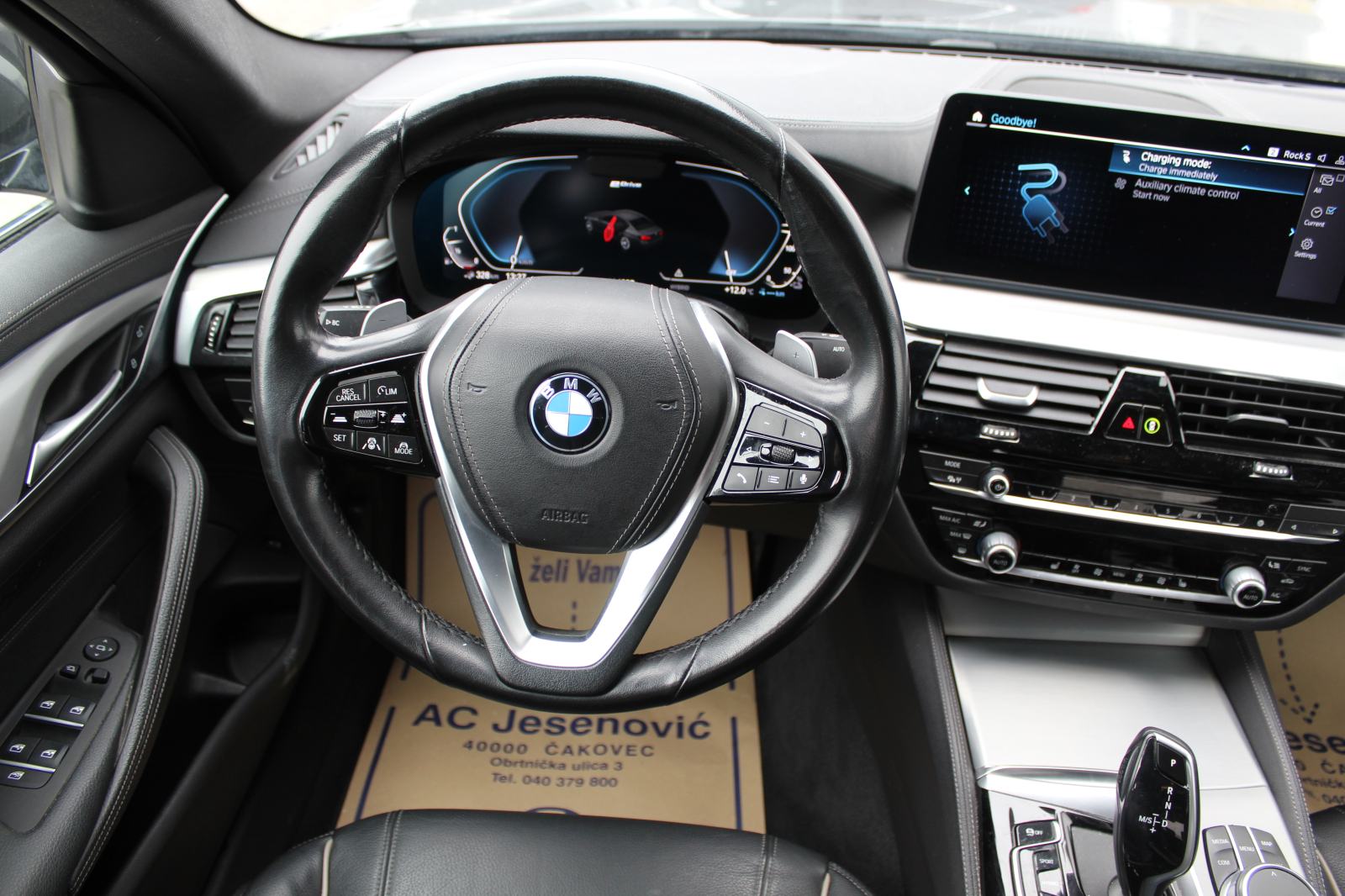 BMW 530e iPerformance Aut., fotografija 10