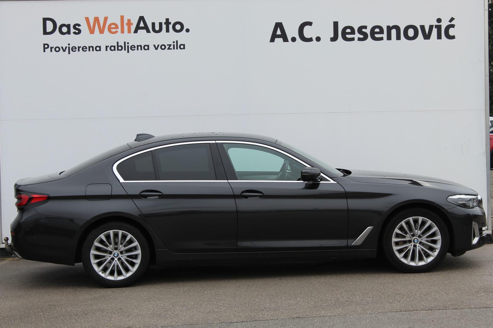 BMW 530e iPerformance Aut., fotografija 4