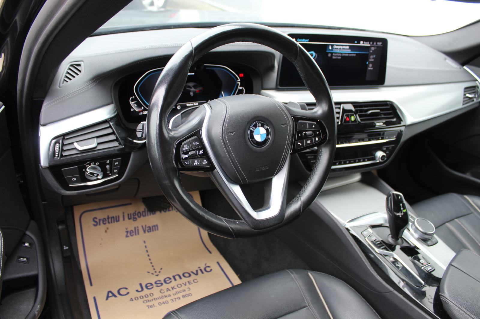 BMW 530e iPerformance Aut., fotografija 9
