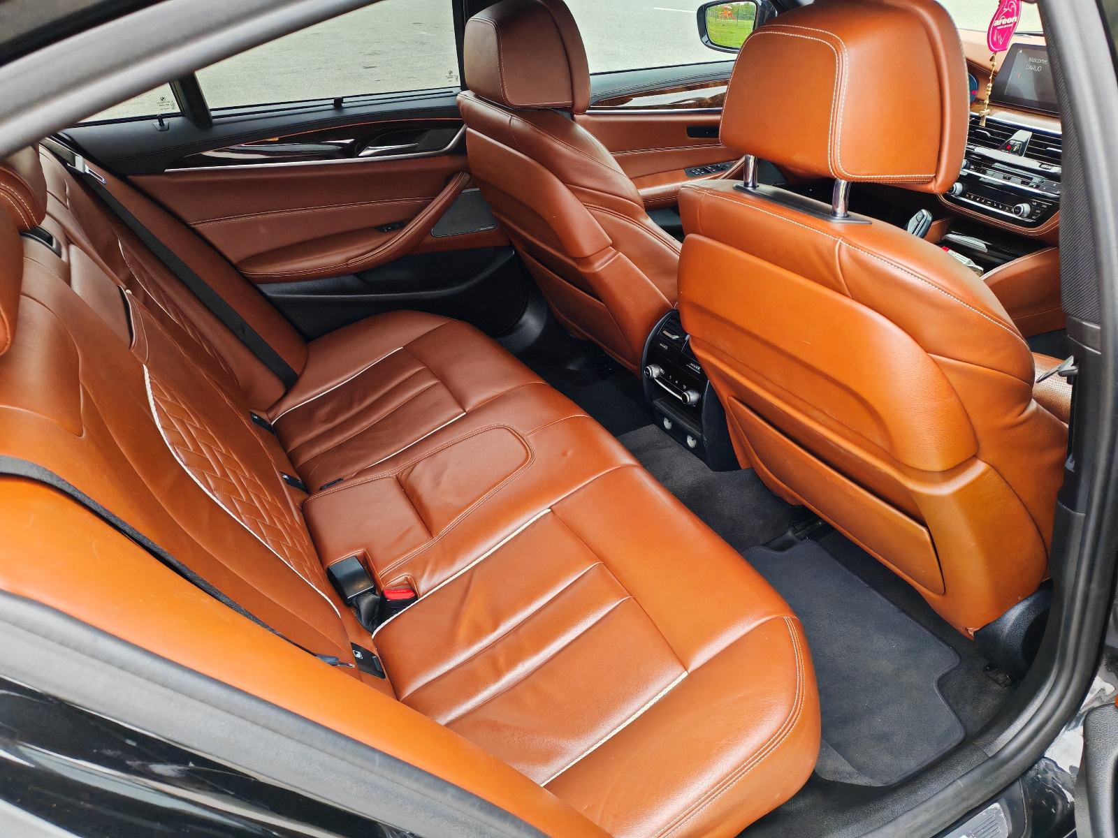 BMW 530e iPerformance,M-paket,alu 21",moguca zamjena, fotografija 11