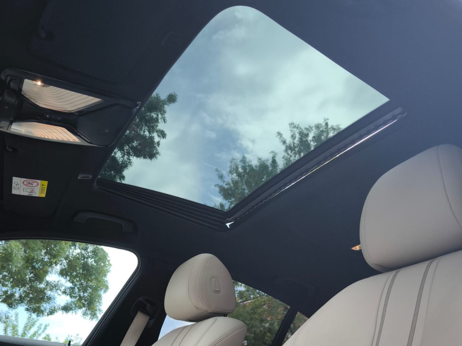 BMW 530e xDrive, virtual kokpit, radar, koža, Harman-Kardon, kasko, fotografija 9