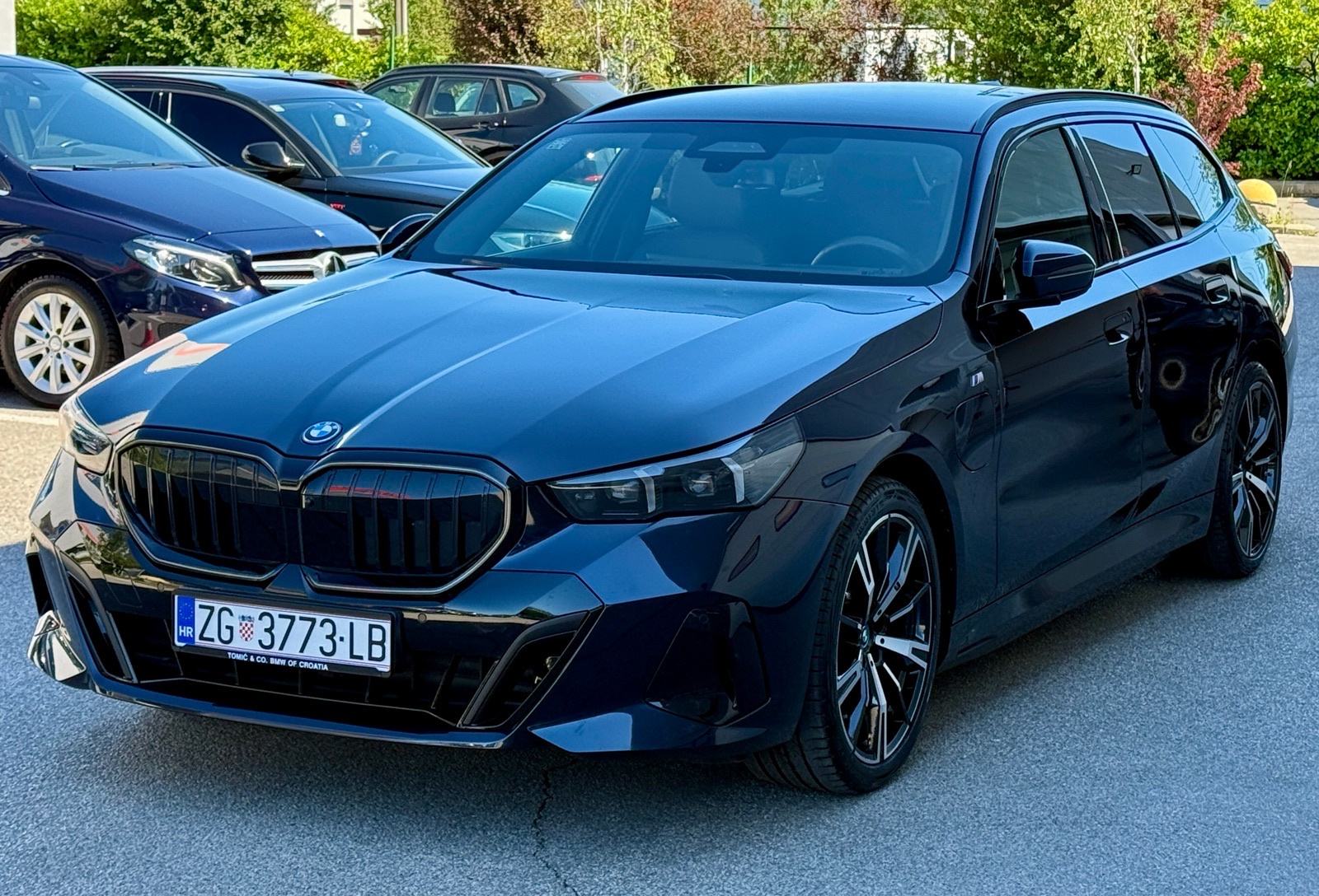 BMW 530e XDrive Touring, fotografija 6