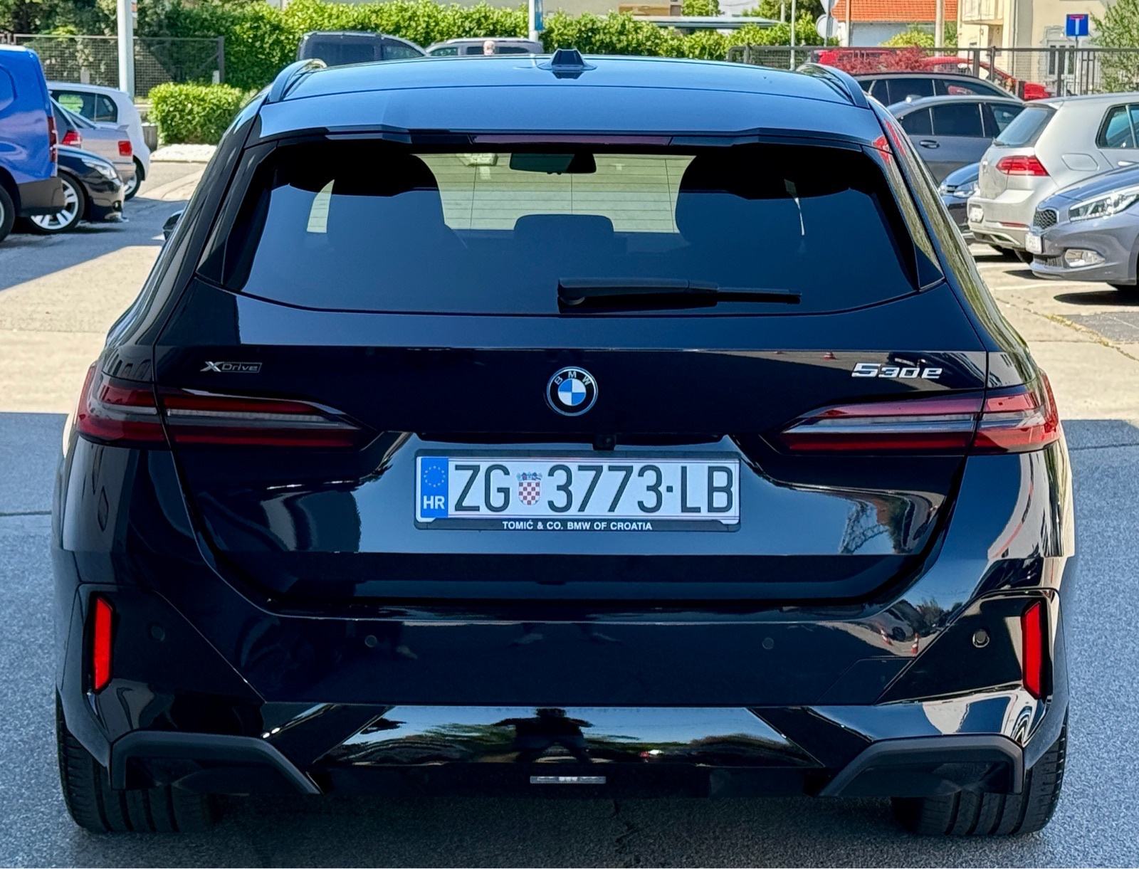 BMW 530e XDrive Touring, fotografija 4