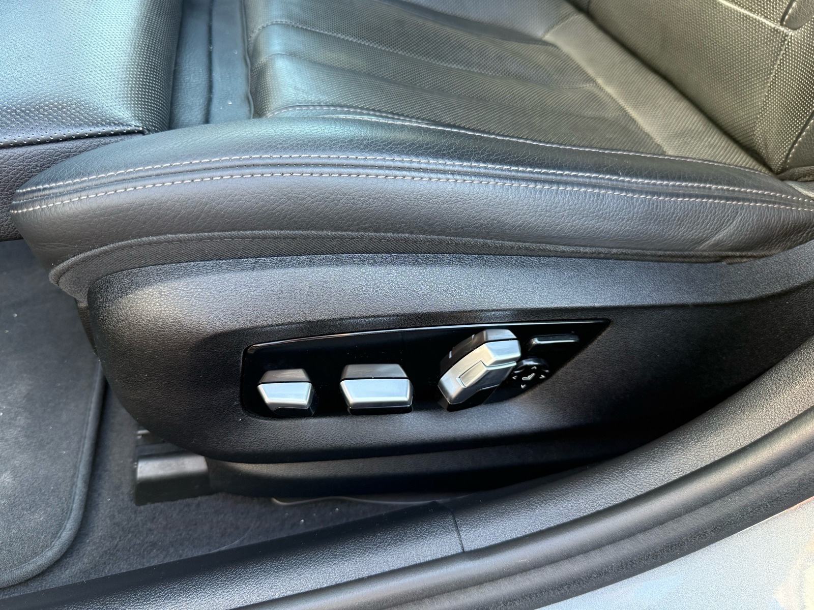 BMW 530i xdrive 2022 LASER LED, ventiliranje sjedala, reg 05-2027 PDV, fotografija 7