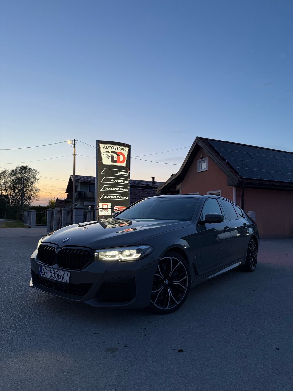 BMW 530XD 2022, fotografija 1