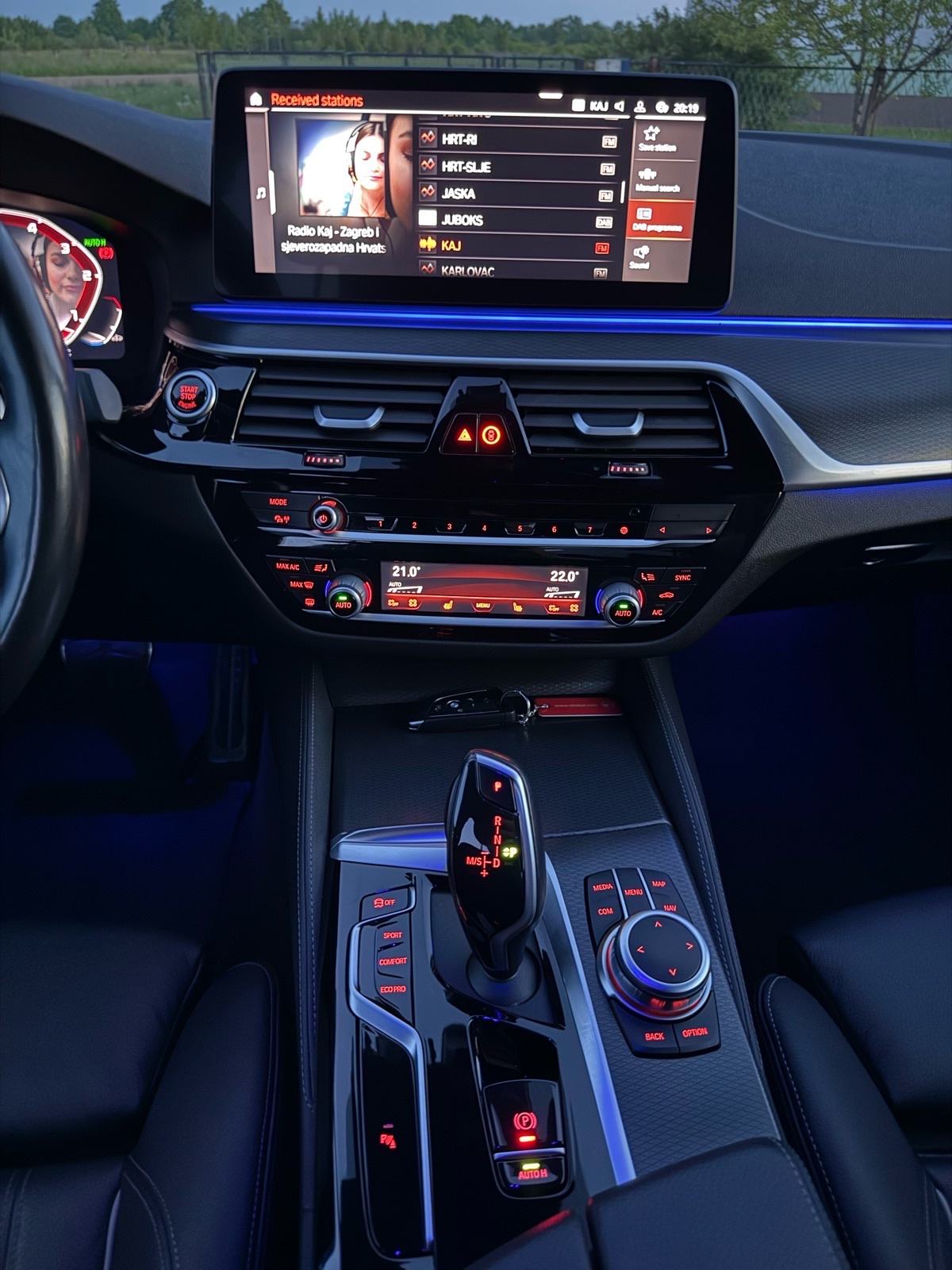BMW 530XD 2022, fotografija 8
