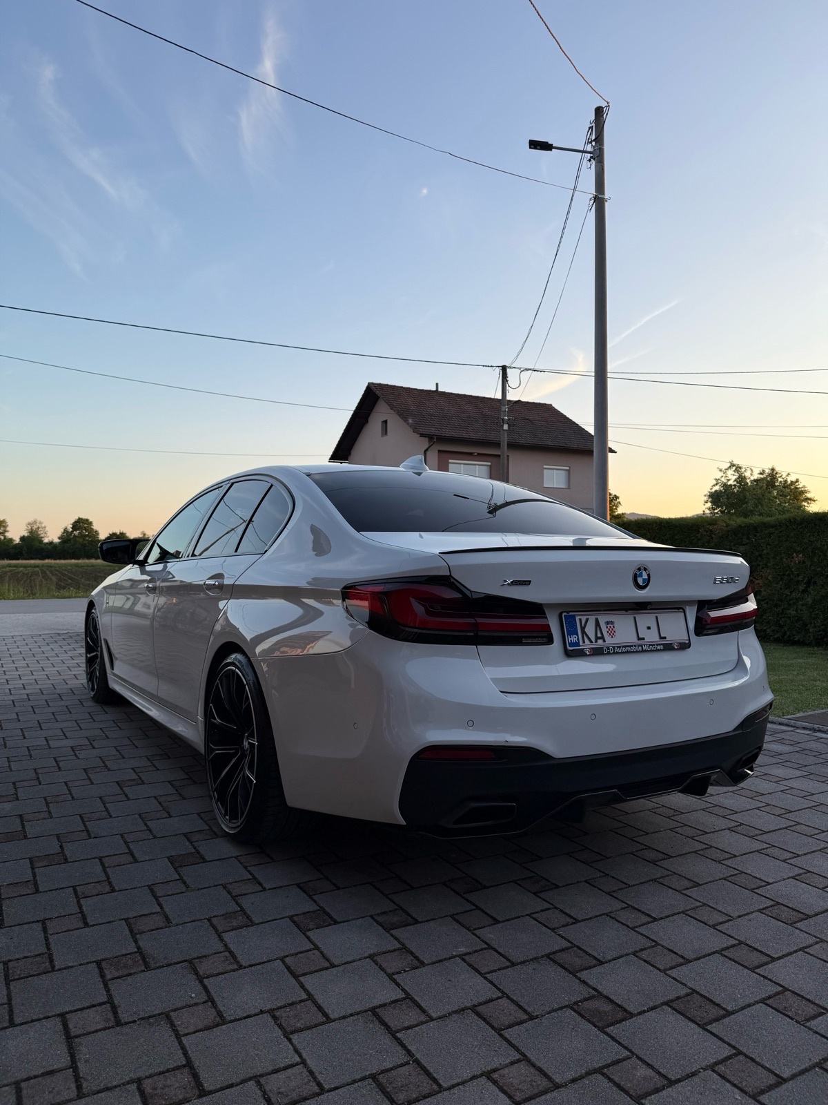 BMW 530XD G30 2017G, fotografija 3