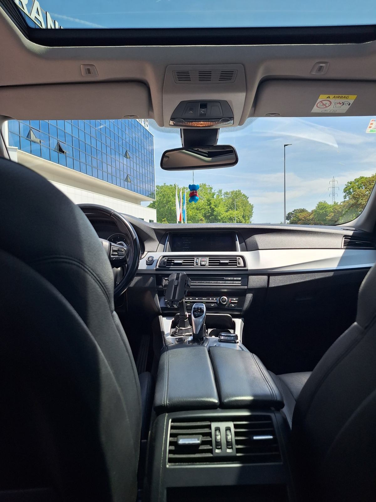 BMW 530xd, šiber, koža, LED,kao nov, zamjena, fotografija 11
