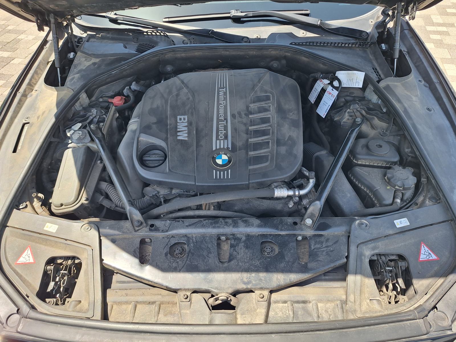 BMW 530xd, šiber, koža, LED,kao nov, zamjena, fotografija 12