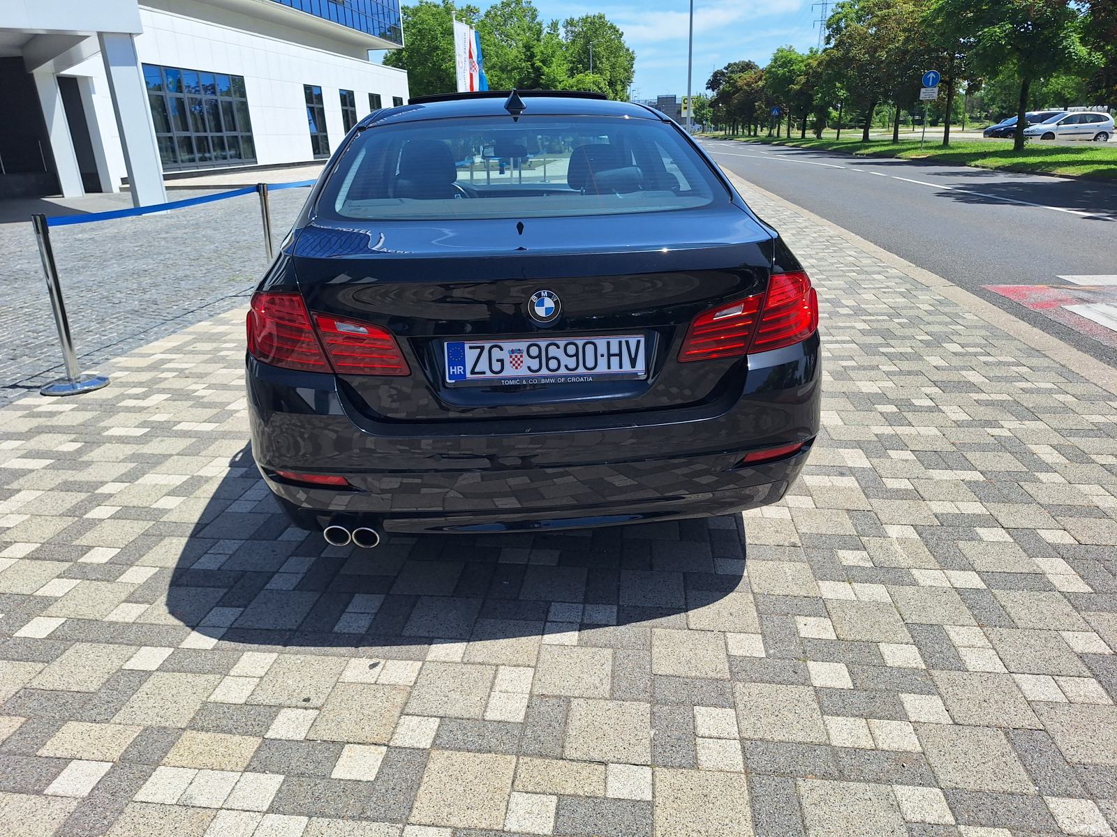BMW 530xd, šiber, koža, LED,kao nov, zamjena, fotografija 4