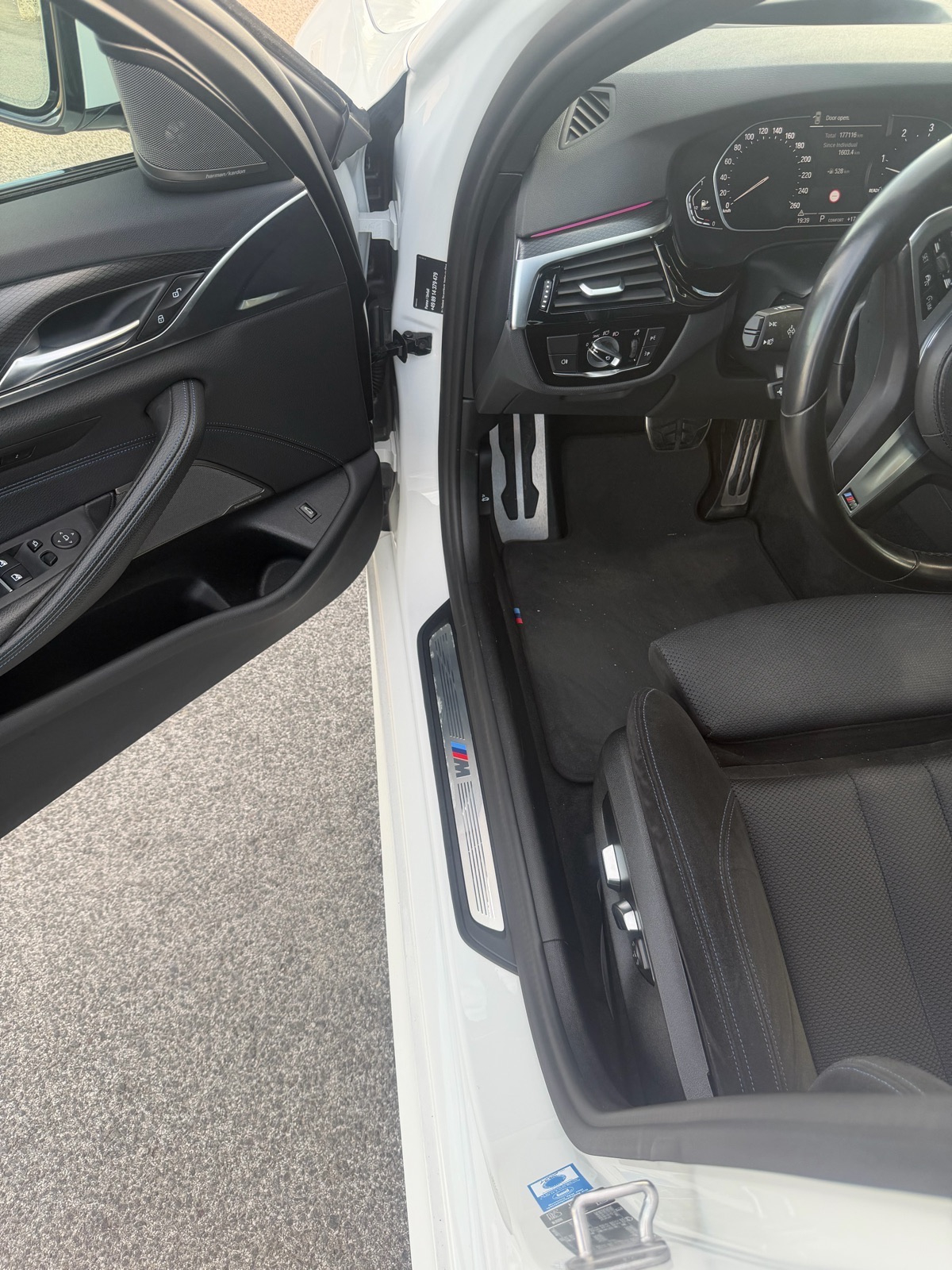 BMW 530XDRIVE 11/2020 M PAKET SPORT, fotografija 12