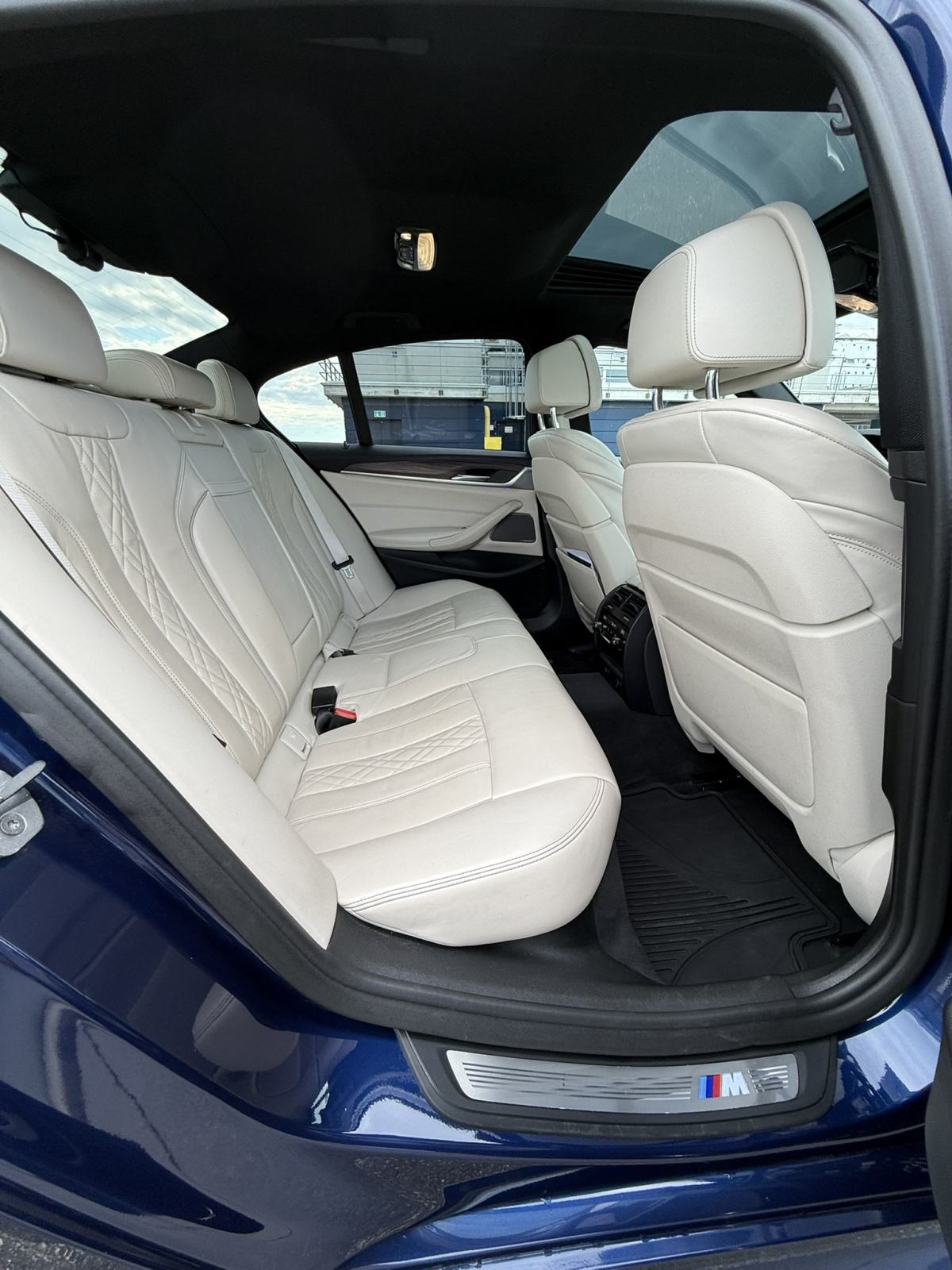 BMW 530xDrive M Individual | Merino | HUD | Webasto | HK | Šiber, fotografija 18